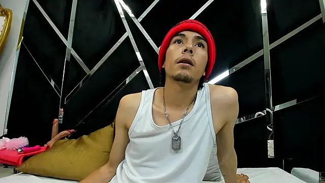 KikyoAndDrey online show from March 24, 2026, 3:01 pm