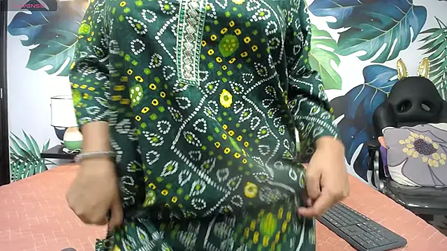 shakti moumita online show from April 15, 2026, 7:58 pm