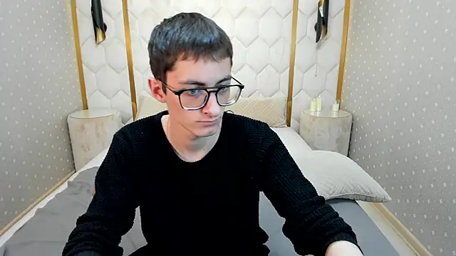 RonBevs online show from May 27, 2026, 9:33 pm