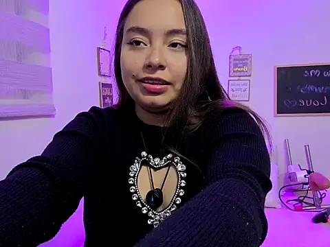 cherry valeria online show from May 13, 2026, 5:36 am