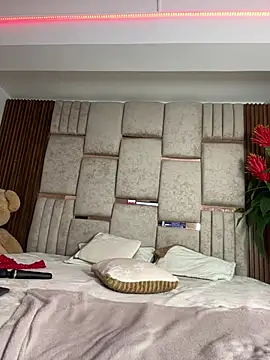 Zoe- -din online show from April 2, 2026, 9:05 am