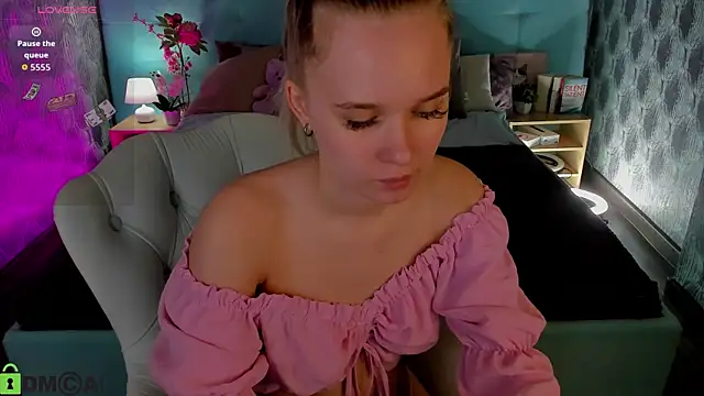 Alice Pleasance online show from March 31, 2026, 8:27 am