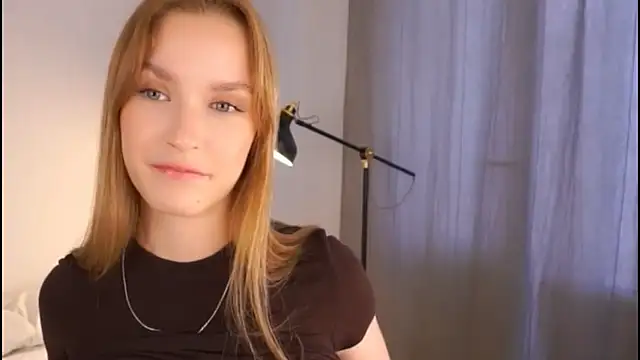 HellenSlavis online show from March 17, 2026, 9:07 pm