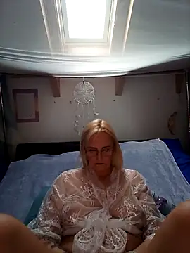 roxy 74 online show from March 17, 2026, 9:45 am