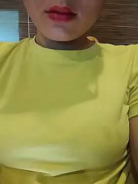 candy flo online show from May 13, 2026, 7:59 am