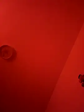 axinia 90 online show from April 13, 2026, 9:30 pm