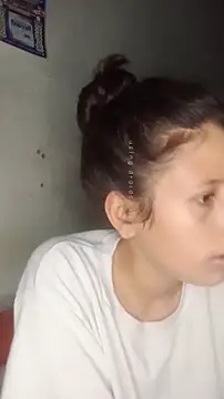 Zoey09 online show from March 26, 2026, 11:30 am