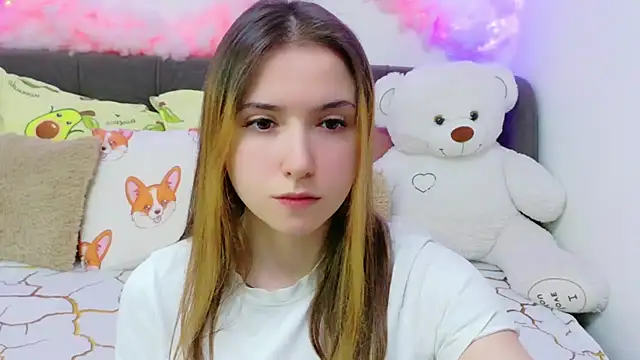 LeenMoonie online show from March 31, 2026, 8:33 pm