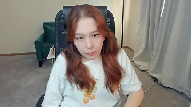 EviaLunn online show from March 13, 2026, 12:54 pm