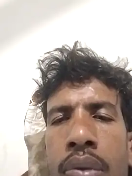 Lipsyguy2295 online show from April 11, 2026, 6:44 pm