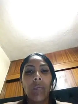 cosita rica 1 online show from April 21, 2026, 5:03 am