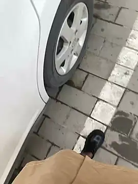 AIone se online show from April 17, 2026, 8:28 am