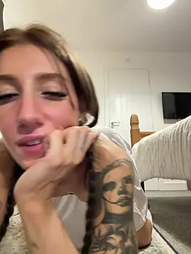 LuluHeartX online show from March 25, 2026, 1:54 pm