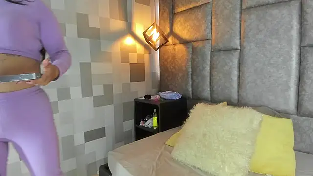 MariaJose Adams online show from April 7, 2026, 12:18 pm