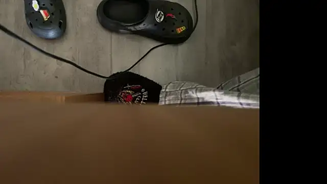 DanteYJuri online show from April 3, 2026, 4:24 pm