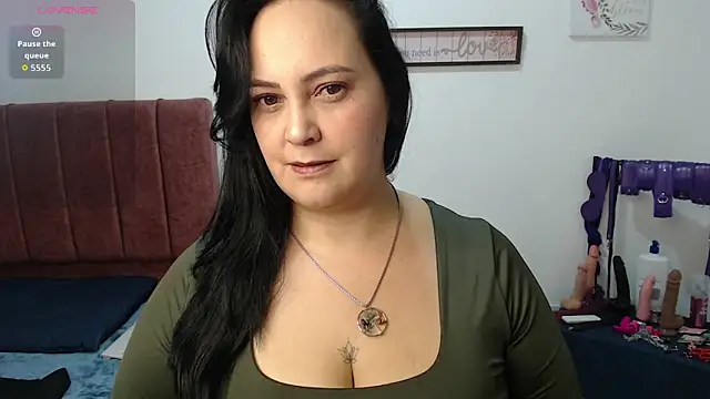 Snapshot of Veroniicabbw_ chatting on May 1, 2026, 2:00 pm Veroniicabbw online show from May 1, 2026, 2:00 pm