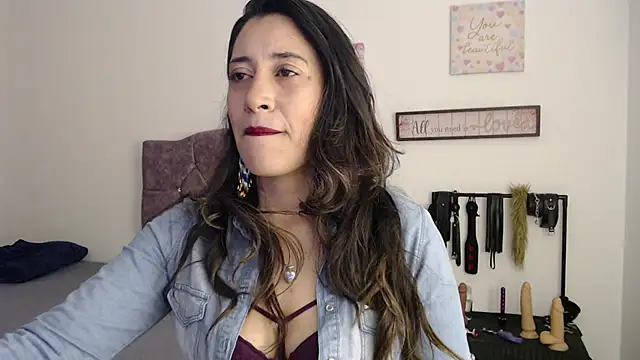 violeta scott online show from June 4, 2026, 12:10 pm