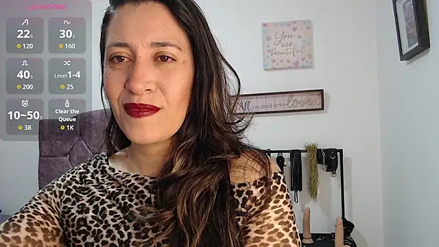 violeta scott online show from June 1, 2026, 5:12 pm