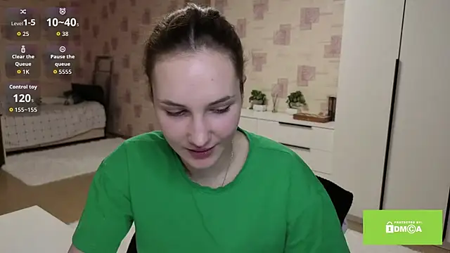 SamellaFlugum online show from April 2, 2026, 3:51 pm