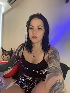 katherine Murph online show from April 12, 2026, 7:28 pm