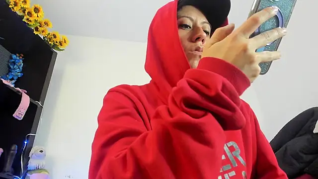 ItsAmara online show from March 27, 2026, 1:56 pm