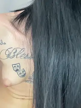 DeeaFoxy online show from April 20, 2026, 1:24 pm