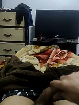 JoyousArray85 online show from April 26, 2026, 5:43 pm