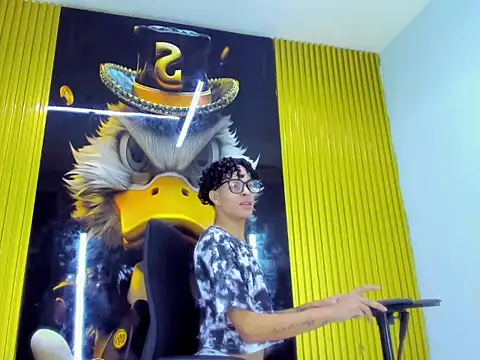 Novaneon  online show from March 14, 2026, 11:49 am