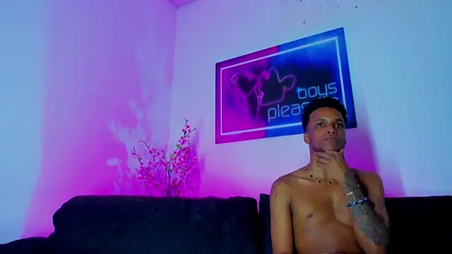 Boys xxx  online show from March 15, 2026, 5:14 am