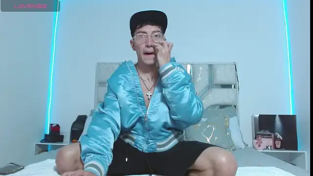 tiam muller fenix online show from April 12, 2026, 4:54 pm