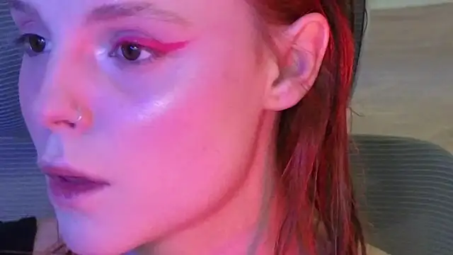 mollybossy online show from April 14, 2026, 7:57 am