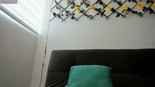 thiago bigcock 1 online show from May 13, 2026, 6:37 pm