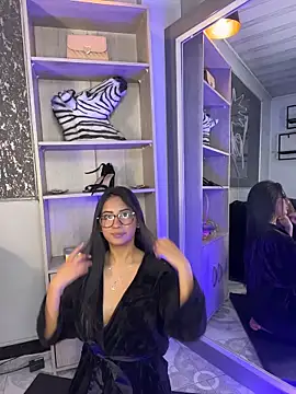 Gretel Streit online show from March 22, 2026, 4:27 am