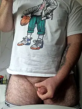 bigmillz32 online show from April 4, 2026, 3:29 pm