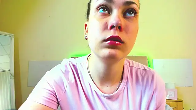 MelanieCuty online show from May 30, 2026, 5:36 am