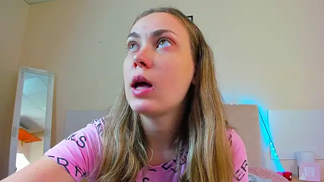 MelanieCuty online show from July 11, 2026, 5:30 am