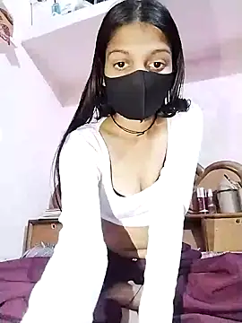 maahi213 online show from April 2, 2026, 5:36 am