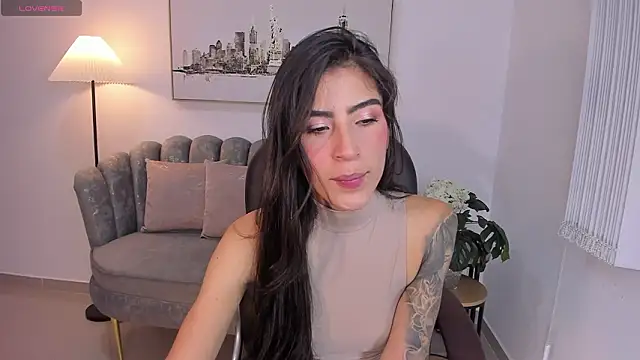 Ninna Asppen  online show from March 24, 2026, 5:18 am