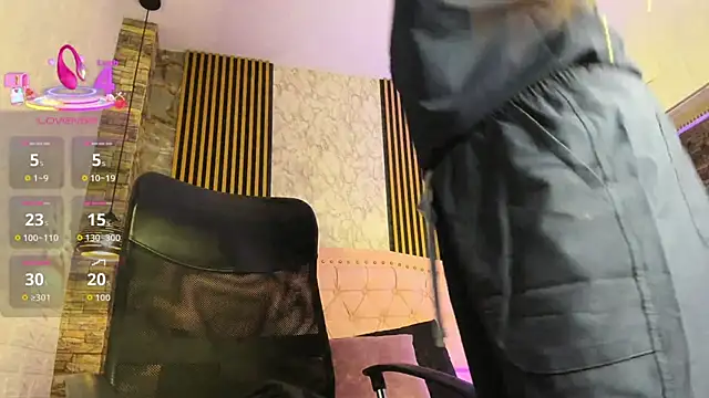 AishaCambell  online show from March 20, 2026, 9:54 am