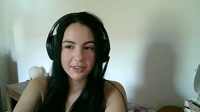 Snapshot of AnabeleNogueira chatting on June 10, 2026, 2:18 pm AnabeleNogueira online show from June 10, 2026, 2:18 pm