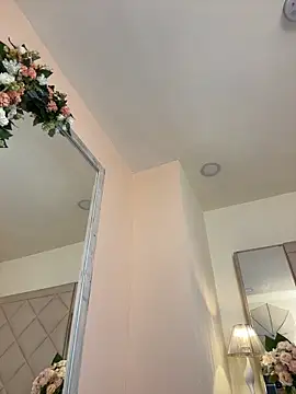 AliciaRoux online show from April 5, 2026, 8:26 pm