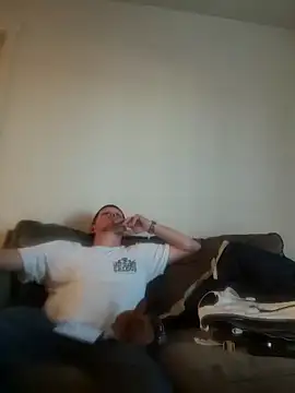 Snapshot of yourMasterisBored chatting on May 24, 2026, 1:38 am yourMasterisBored online show from May 24, 2026, 1:38 am