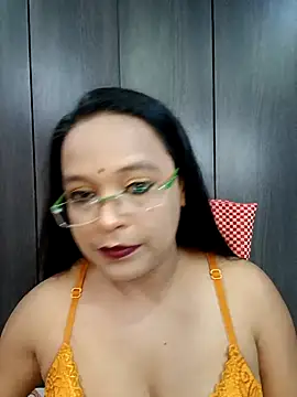 Snapshot of hornyrosy321 chatting on May 29, 2026, 5:30 pm hornyrosy321 online show from May 29, 2026, 5:30 pm