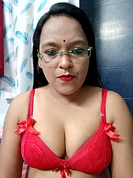 Snapshot of hornyrosy321 chatting on May 1, 2026, 6:13 pm hornyrosy321 online show from May 1, 2026, 6:13 pm