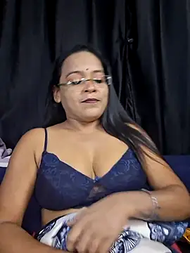 Snapshot of hornyrosy321 chatting on June 29, 2026, 5:56 pm hornyrosy321 online show from June 29, 2026, 5:56 pm
