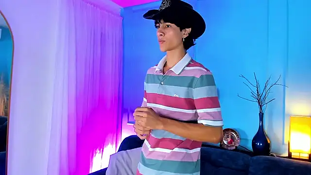 Cheys Mast online show from March 15, 2026, 3:41 pm