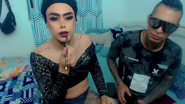 osirisandLilith online show from April 12, 2026, 8:17 am