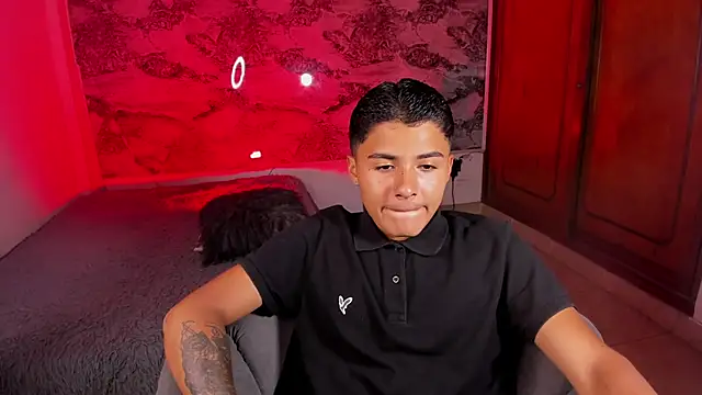 Liam Dustin online show from April 1, 2026, 8:28 pm