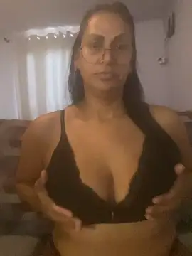 lactante2026 online show from April 7, 2026, 5:48 pm