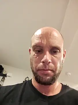 CaptCraker online show from April 17, 2026, 4:15 am